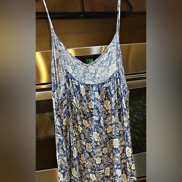 💙SHEIN NEW!! BOHO BLUE SND WHITE SPAGHETTI STRAP FLOWY MAXI SUMMER DRESS - Picture 8 of 11